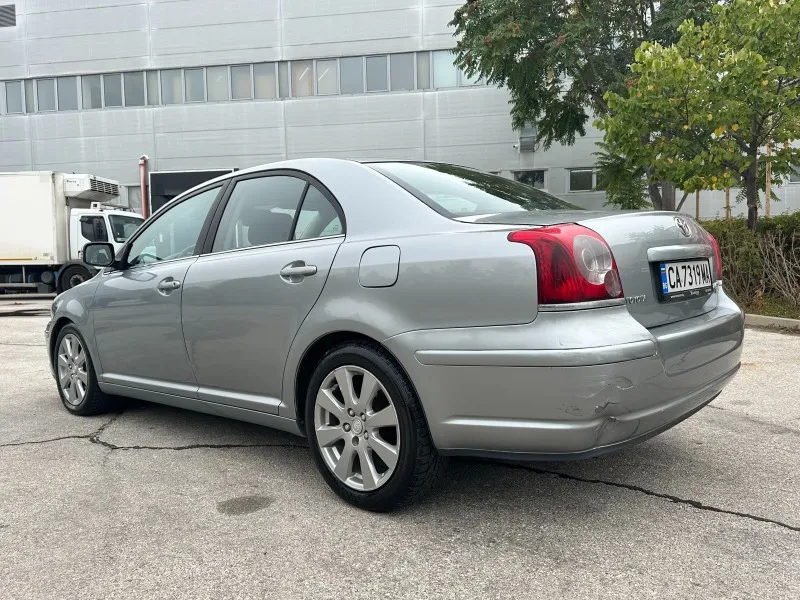 Toyota Avensis 2.2D 150k.c. Image 3