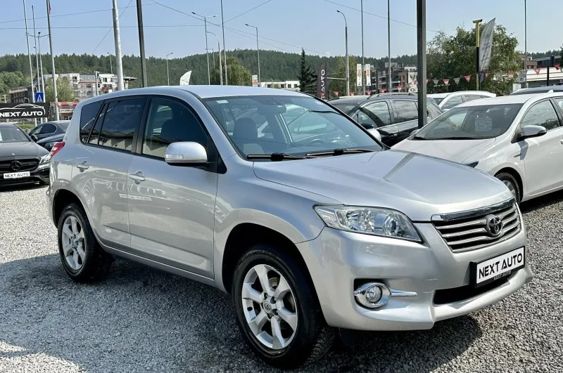 Toyota Rav4 2.2 D-4D 150HP FACELIFT EURO 5A Image 3